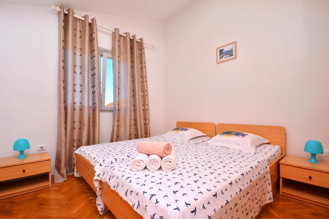 Villa Paris Necujam Exterior photo
