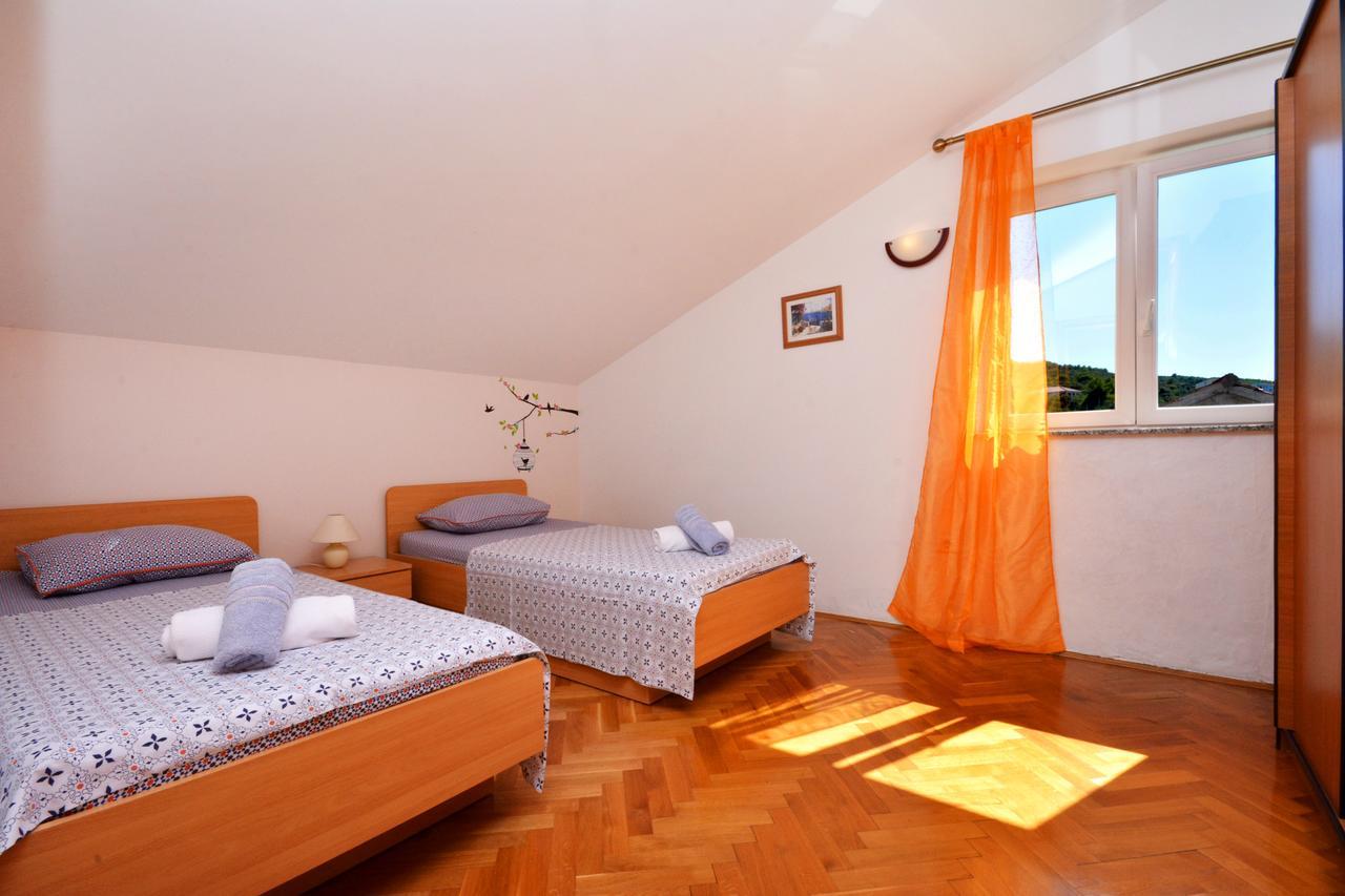 Villa Paris Necujam Exterior photo