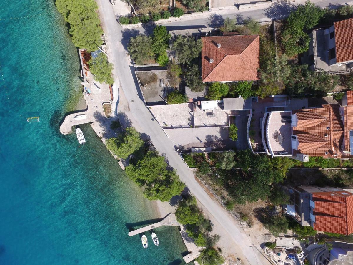 Villa Paris Necujam Exterior photo